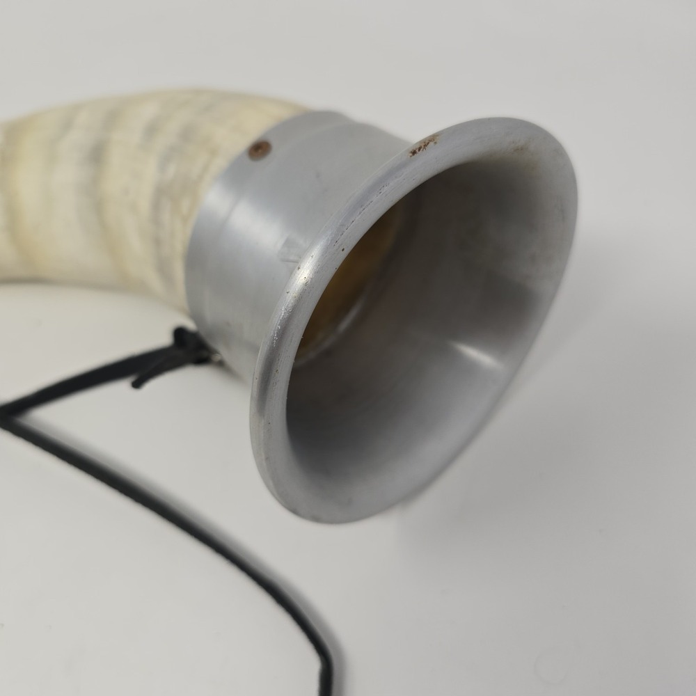 Vintage Collectible Hunting Bovine Horn Wine Drinking Cup Glass Bull Horn Chain - Picture 3 of 7